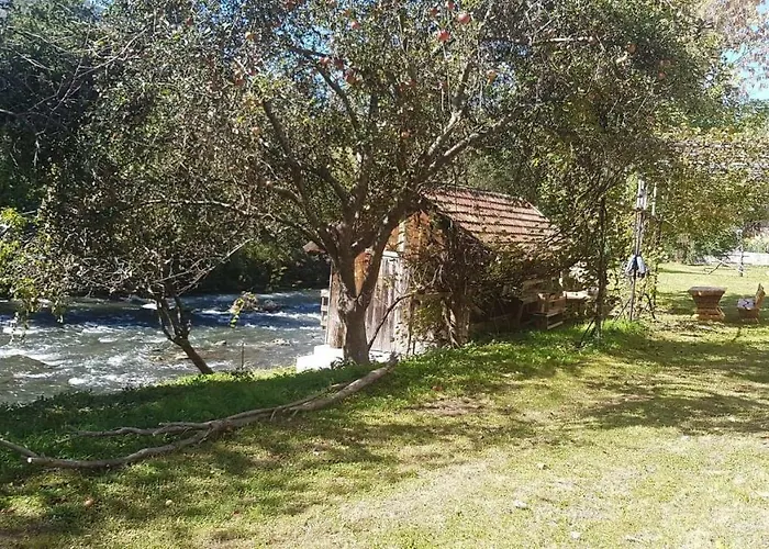 度假居 Sam 亚伊采